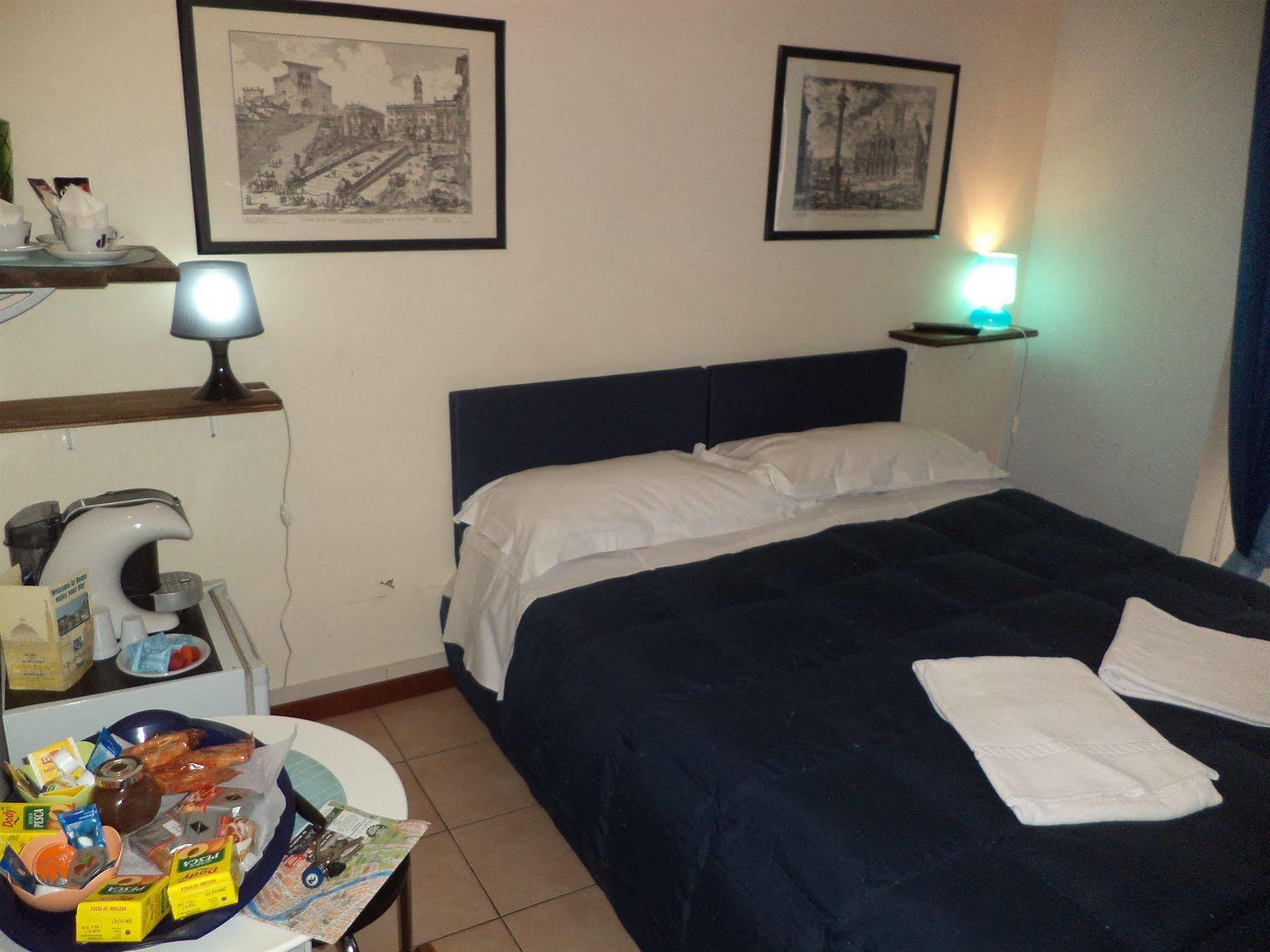 Bed and Breakfast Enjoy Roma Экстерьер фото