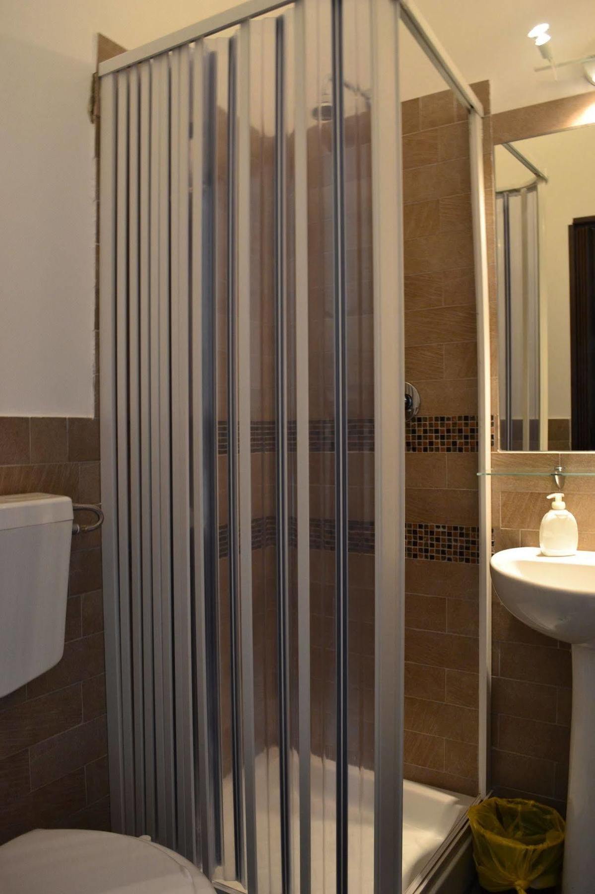 Bed and Breakfast Enjoy Roma Экстерьер фото